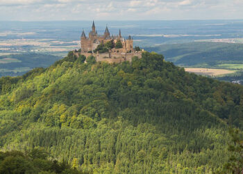 Hrady a zámky Európy: Sídlo nemeckých cisárov Hohenzollern