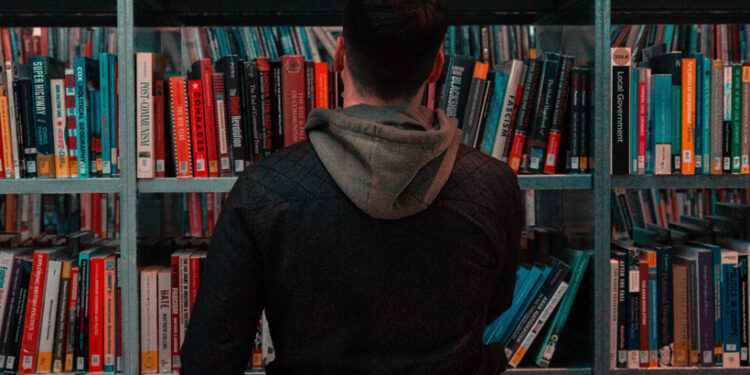 Hľadáte niečo dobré na dovolenkové čítanie? Našli ste