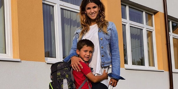 Máte doma školáka? Batoh aj kalkulačku mu kúpte s modrou kartou a zarobíte na tom!