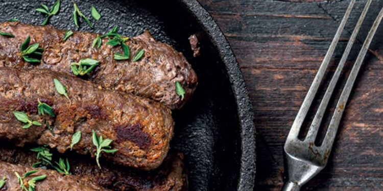 Čo tak ochutnať balkánsku klasiku – čevapčiči?