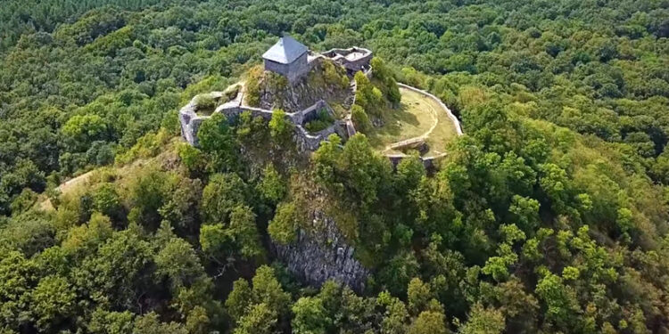 Hrady a zámky Európy: Salgó