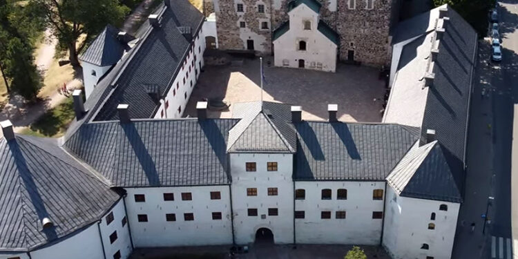Hrady a zámky Európy: Kráľovské sídlo Turku