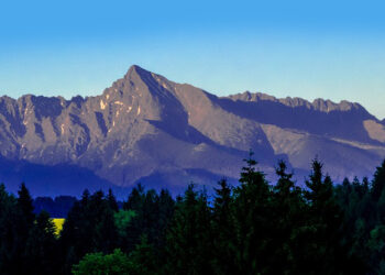 Vedeli ste, že … v čom bol zaujímavý prvý výstup na Kriváň?