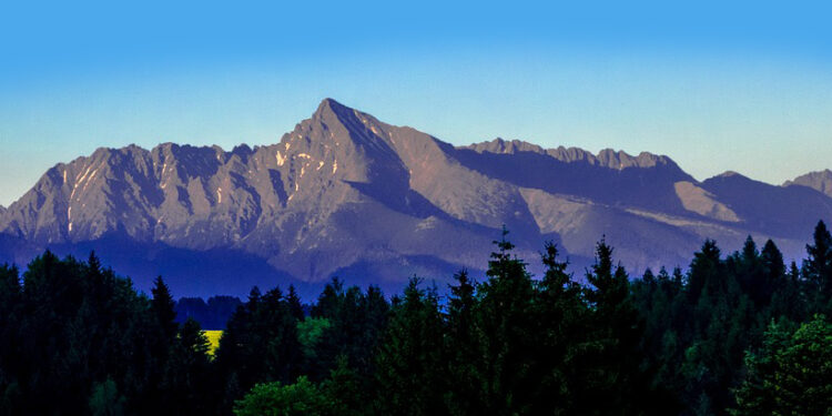 Vedeli ste, že … v čom bol zaujímavý prvý výstup na Kriváň?