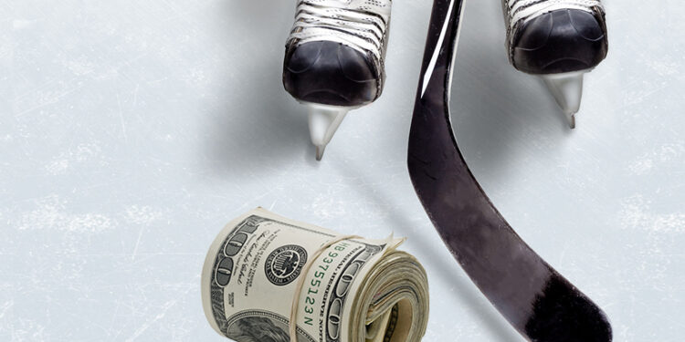 Hokejisti na iných nestačia. Chára hrá len za „drobné“