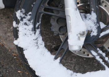 Chápeme, že jazda na motorke je vašou vášňou, ale nesiľte to