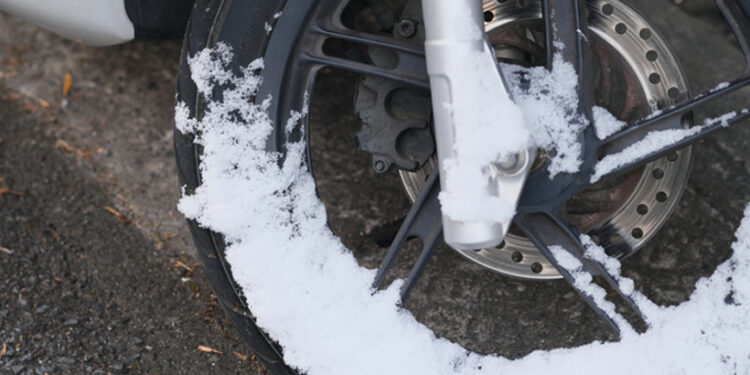 Chápeme, že jazda na motorke je vašou vášňou, ale nesiľte to