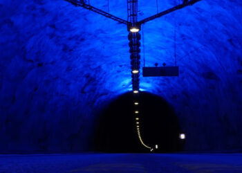 Vedeli ste, že … koľko kilometrov meria najdlhší cestný tunel na svete?