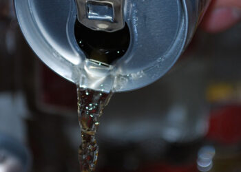 Bojíte sa rakoviny hrubého čreva? Tak na tieto nápoje pozor