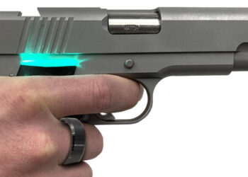 Po smartfónoch prichádzajú aj inteligentné pištole