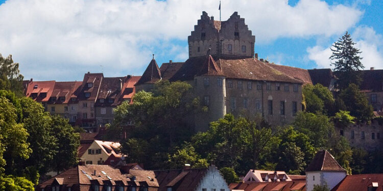 Hrady a zámky Európy: Dosiaľ nikdy nezničený Meersburg