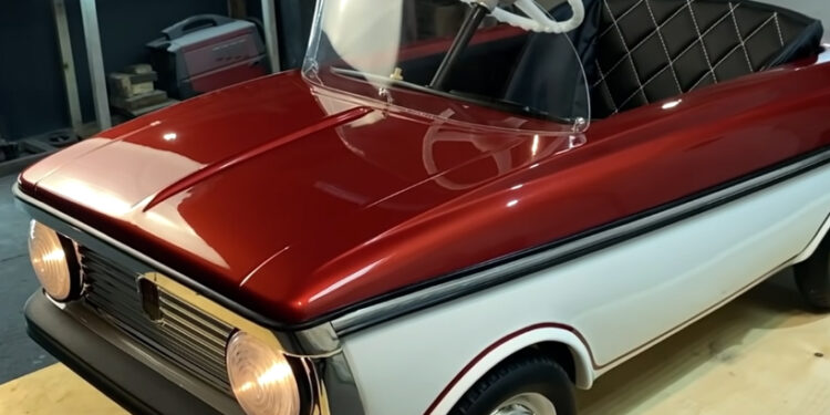 Renovácia legendárneho šliapacieho autíčka