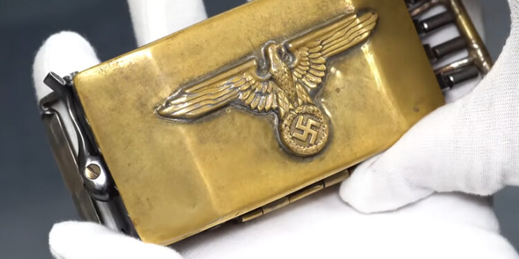 Hitlerova stráž mala unikátnu skrytú zbraň