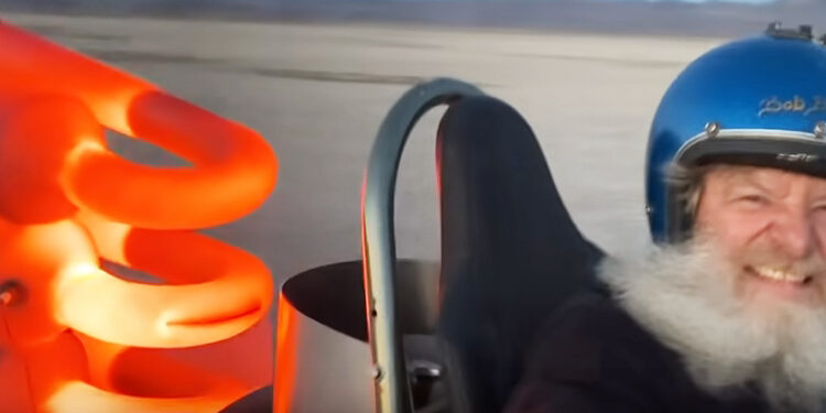 Starý „Rakeťák“ je závislý od pekelnej rýchlosti