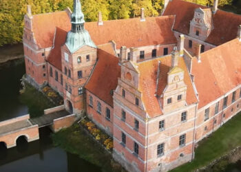 Hrady a zámky Európy: Rosenholm