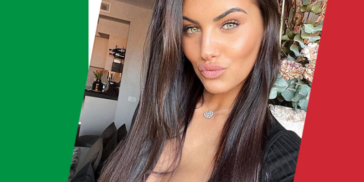 Sexica Carolina je talianskou Megan Fox