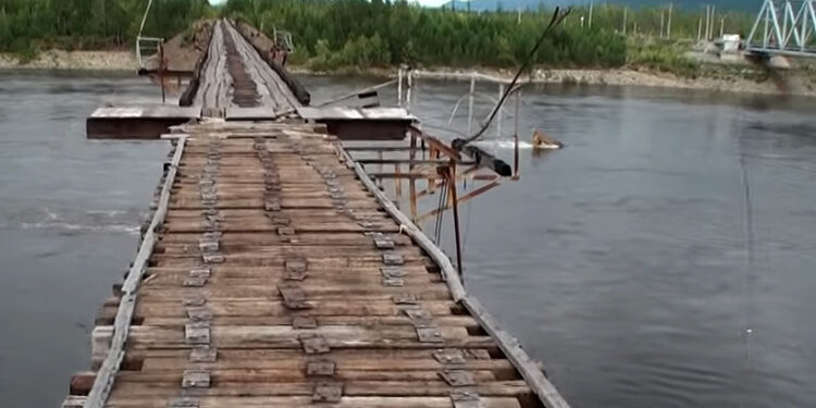 Tri desivé mosty, kam si trúfnu len odvážni