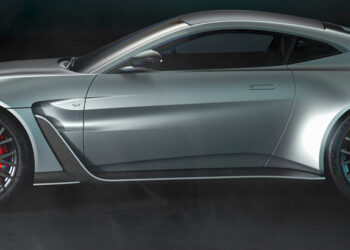 Potlesk na rozlúčku: Aston Martin V12 Vantage