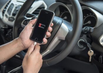 Ako nabíjať iPhone v letných horúčavách