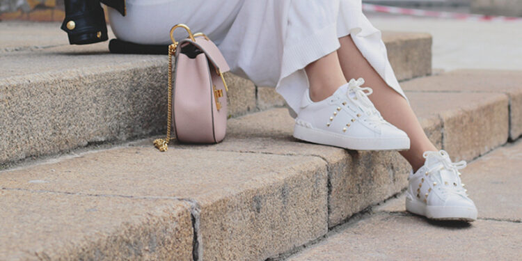 Biele tenisky – ich módne a kultúrne uplatnenie