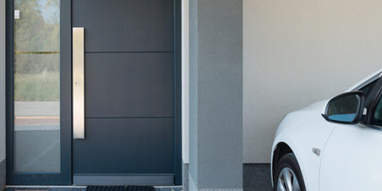 Vchodové dvere do domu nie sú len o bezpečnostnej triede