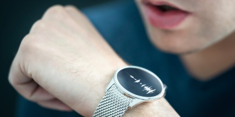 Budúcnosť wearables: Laser na kožu a preklad priamo pred očami