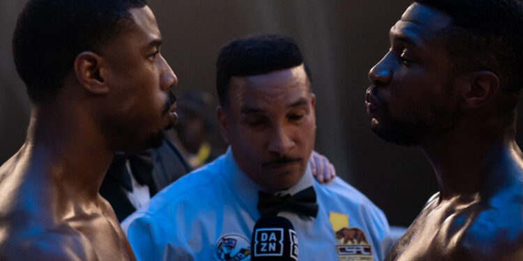 Boxerský trhák Creed III prichádza do kín s vynikajúcimi ohlasmi z predpremiér