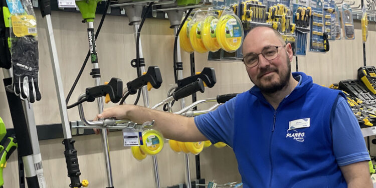 Odborník na záhradnú techniku: Na týchto 8 vecí záhradkári pravidelne zabúdajú