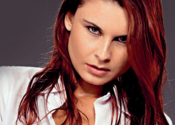 madeinretro BREJK (2004): Anka – Hadia žena