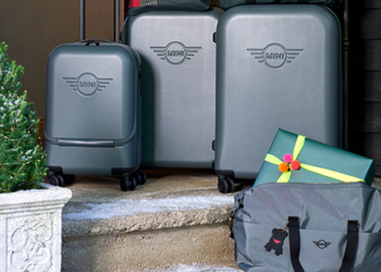 Vianočná radosť s MINI: unikátne darčeky pre každého fanúšika