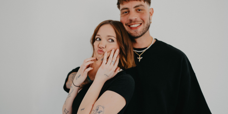 Tomy Kotty je späť. Novinka Spálňa sôch je však viac, než len predzvesť nového albumu