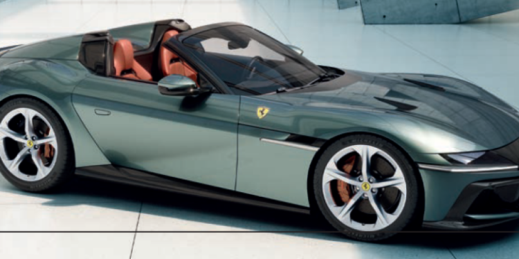 Tradícia pokračuje Ferrari 12 Cilindri