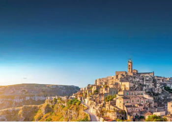 TOP 10: NAJSLÁVNEJŠIE MESTÁ, ktoré sú populárne VĎAKA FILMOM