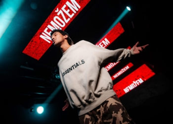 LET’S DANCE V PODANÍ YAELA