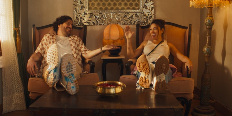 Láska, neblázni! – letná komédia, ktorá vás zavedie z Francúzska až do Indie