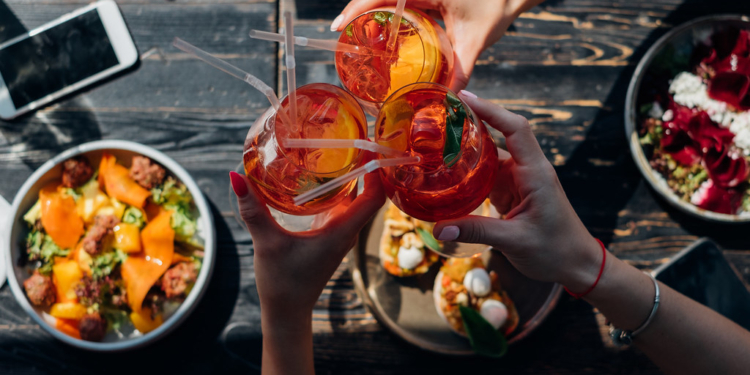 NEBUĎ HORKÝ! BUĎ /BLAD ORINDŽ/: Revolučná novinka v priehľadnom šate