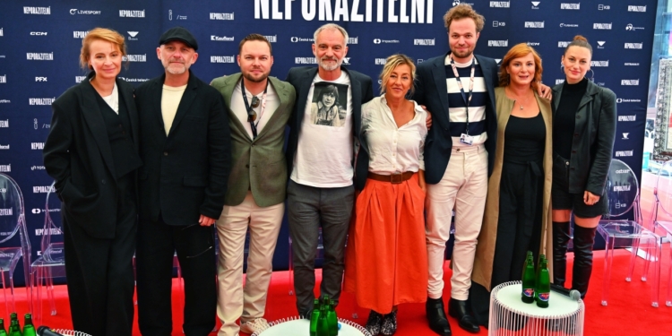 Neporaziteľní sa ukázali vo Varoch: Teraz prichádzajú s novým trailerom