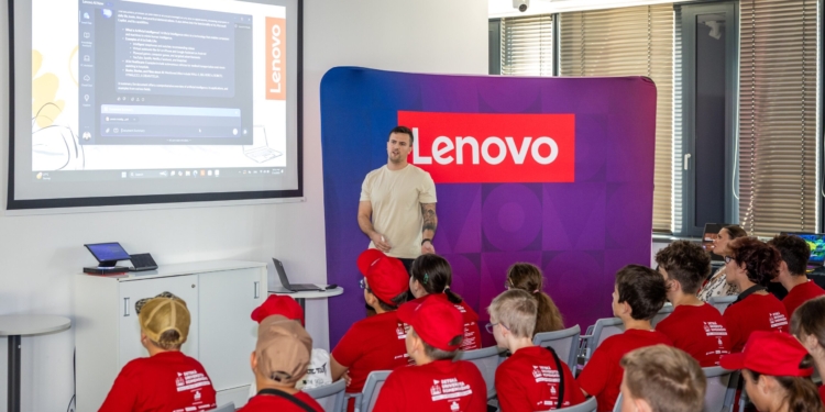 Odborník na AI: Bez toho, aby ste rozumeli umelej inteligencii, sa v budúcnosti nezaobídete