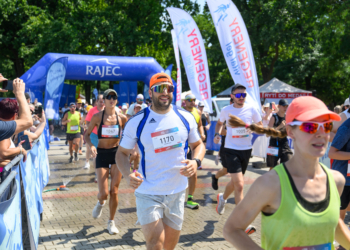 Horúčava preverila organizátorov aj bežcov. Historická premiéra Rajec RunTour Slovensko dopadla na jednotku!