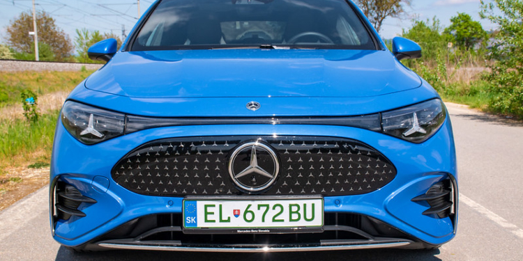 Test: Mercedes-Benz CLA with EQ Technology – Koncert technológií